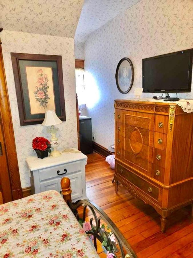 Historic 1912 Hoover House Bed And Breakfast Waynesboro Экстерьер фото